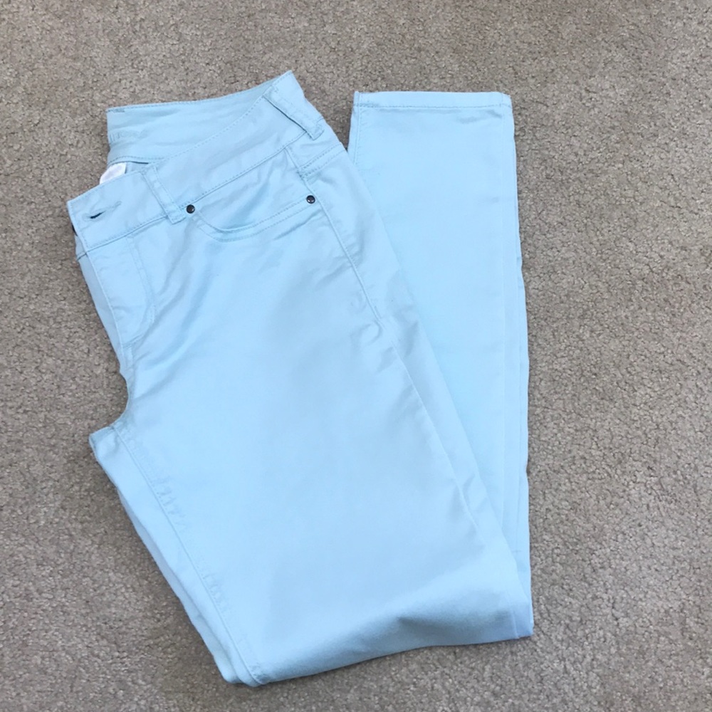Maurices | pale green skinny jeans